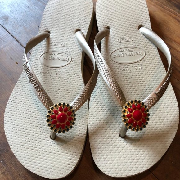 Havaianas Slim Flip FLops with Jewel Medallion - Picture 5 of 8